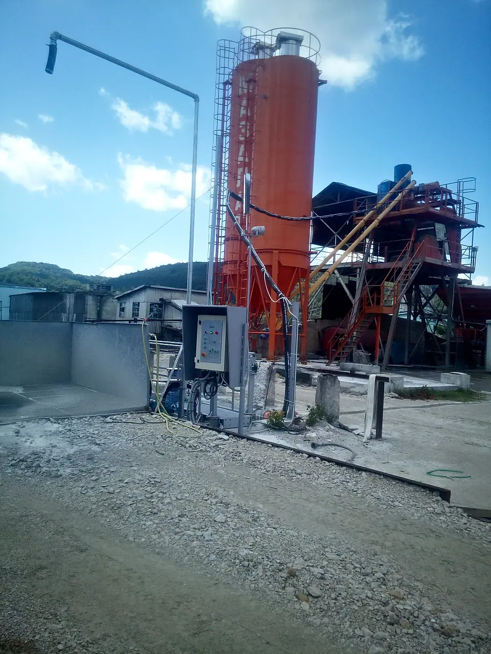 Concrete recycler control box at a batching plant