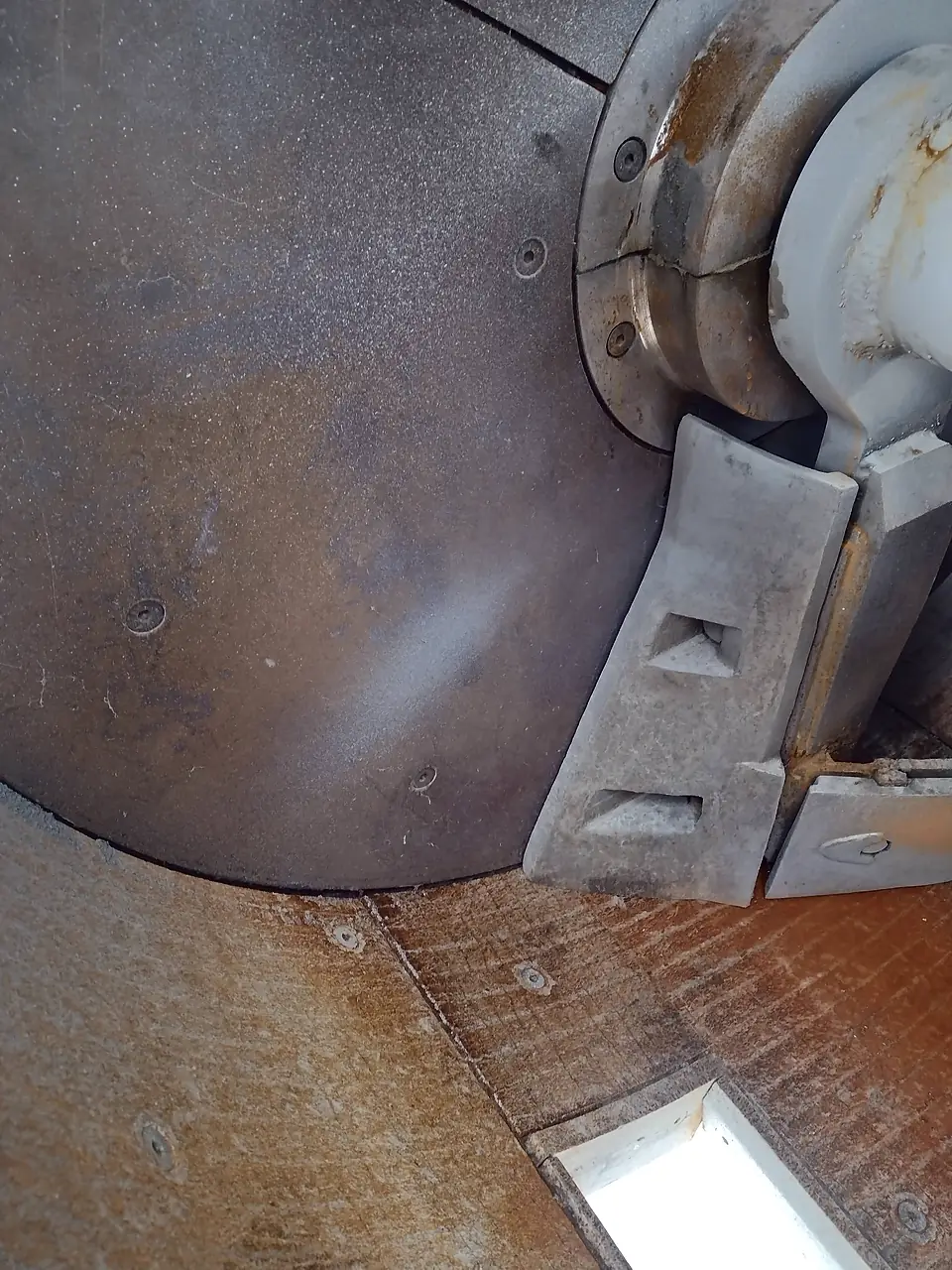 Close-up of mixer paddles and shaft seal